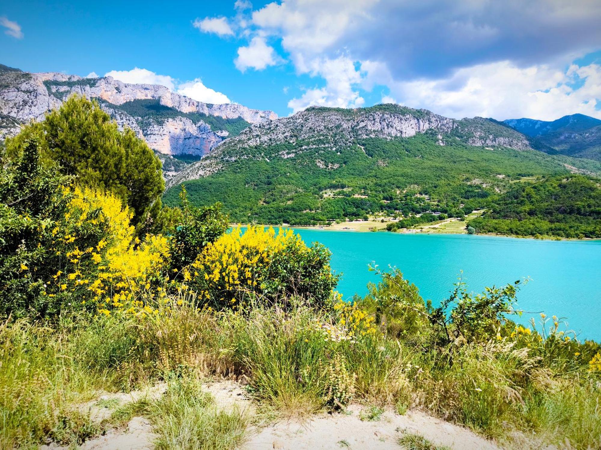 Le King & Suites Etoilees Gréoux-les-Bains المظهر الخارجي الصورة